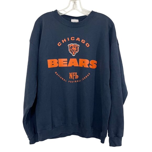 Vintage NFL Chicago Bears Logo Spell Out Sweatshirt Navy Blue Crewneck - LARGE - Picture 1 of 6